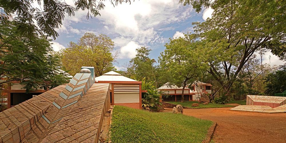 Auromode * Auroville